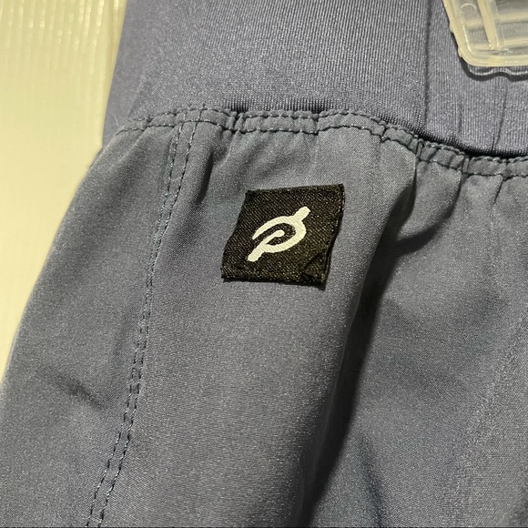 Reposh Mens Peloton cycling shorts XL thought they were women's-never worn - Picture 5 of 9